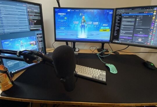 shroud setup streaming and gaming gear