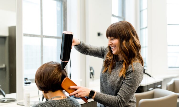 Services Does a Hair Salon Usually Provide