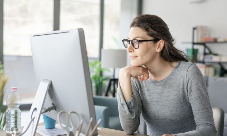 why using avple