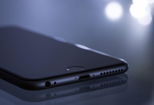 iPhone