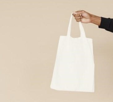 7 Creative Ways to Use Eco-Friendly Tote Bags