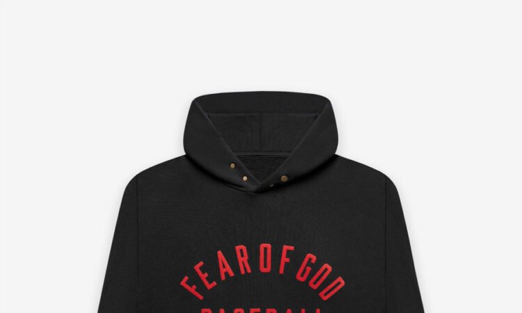Essentials Hoodie Women: Embracing Comfort and Style
