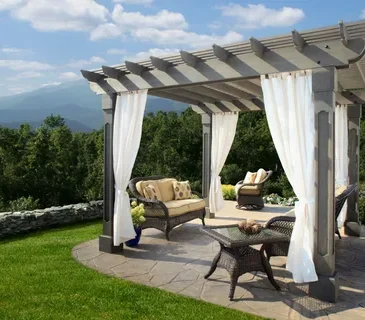Outdoor curtains