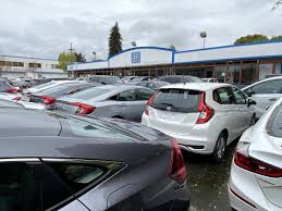 selling a car online in Los Angeles
