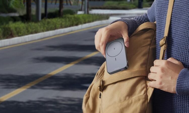 Stay Powered Up: How UGREEN Power Banks Enhance Your Travel Experience