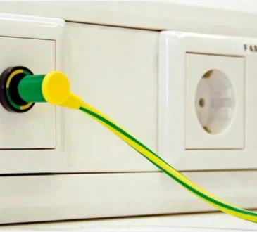 medical electrical connectors